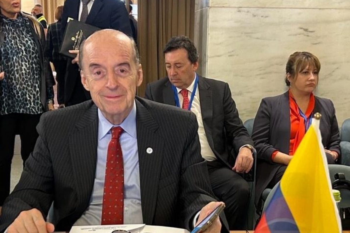 Chanceler da Colômbia pede para embaixador de Israel deixar o país