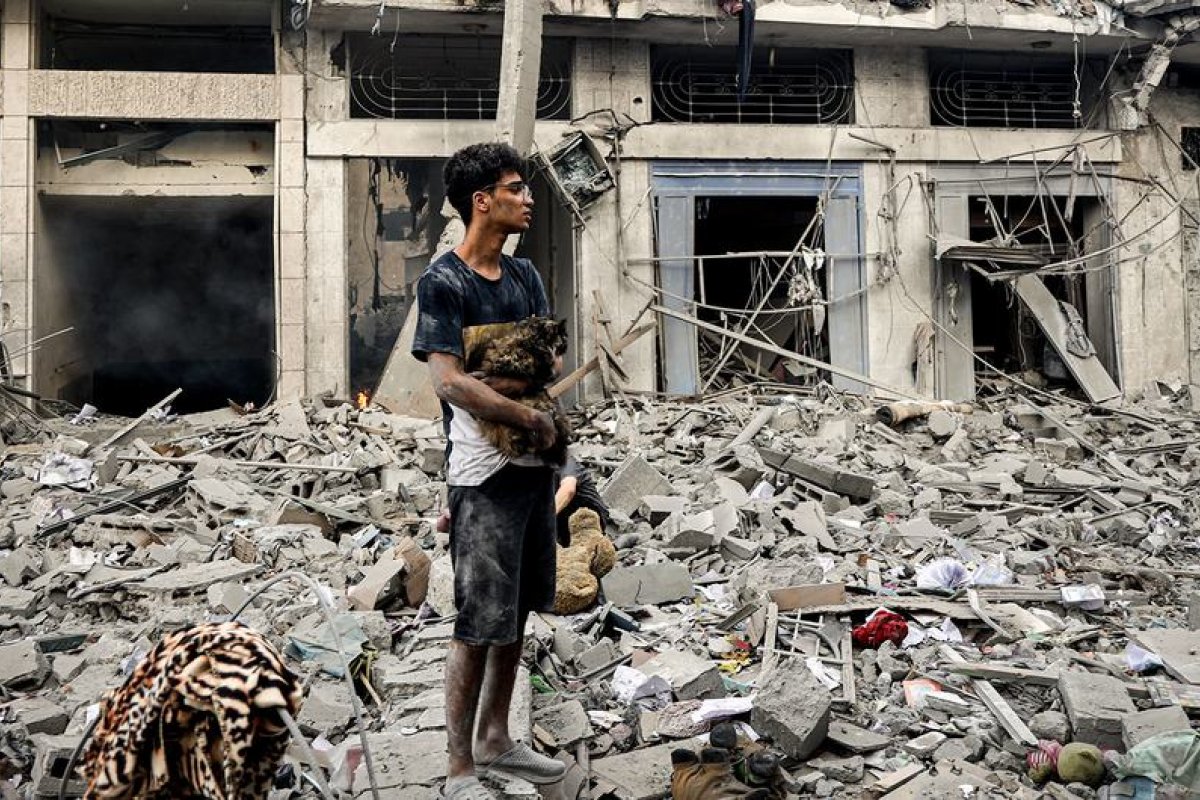 Israel autoriza entrada de ajuda humanitária em Gaza pelo Egito após visita de Biden