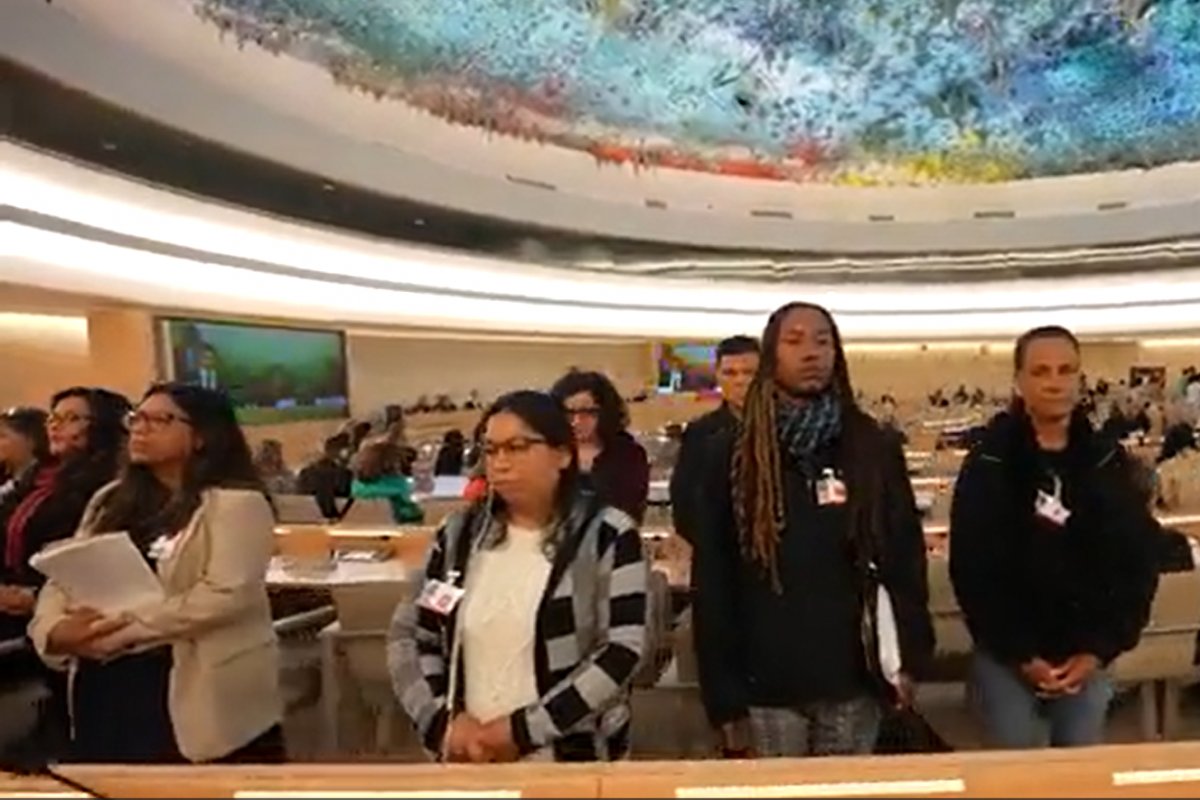 Vídeo: participantes da Comissão da ONU viram as costas para embaixadora dos EUA 