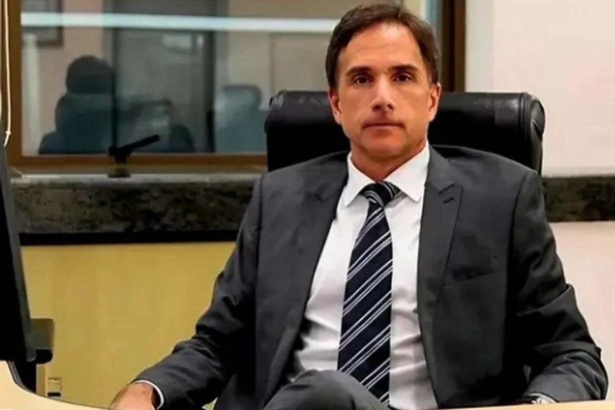 Juiz afastado da Lava Jato deve se livrar de punição após acordo para mudar de área
