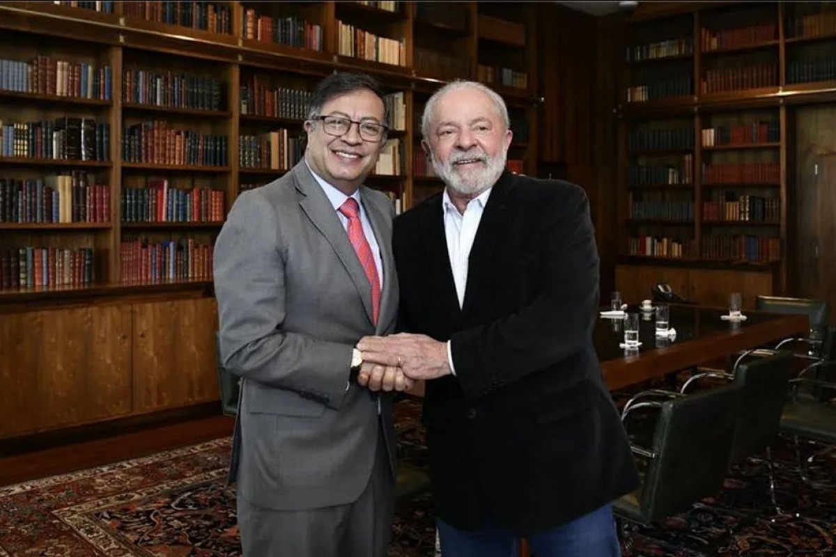 Lula discute situação da Amazônia com presidente colombiano 