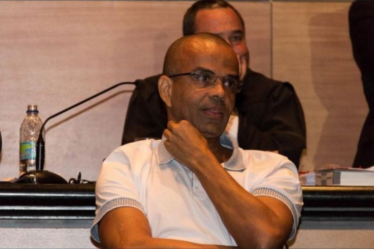 Fernandinho Beira-Mar alega insanidade mental e pede para deixar prisão