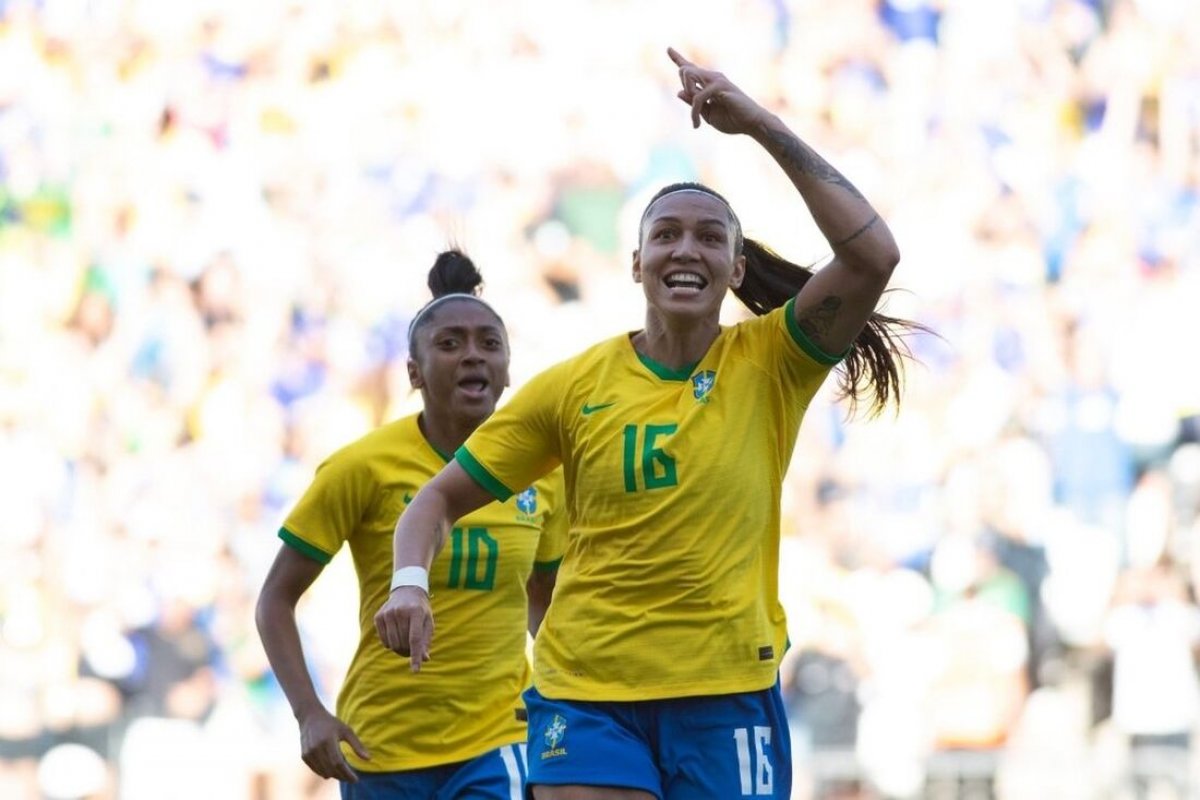 Em amistoso contra o Canadá, Seleção feminina vence por 1 a 0 com gol no fim da partida