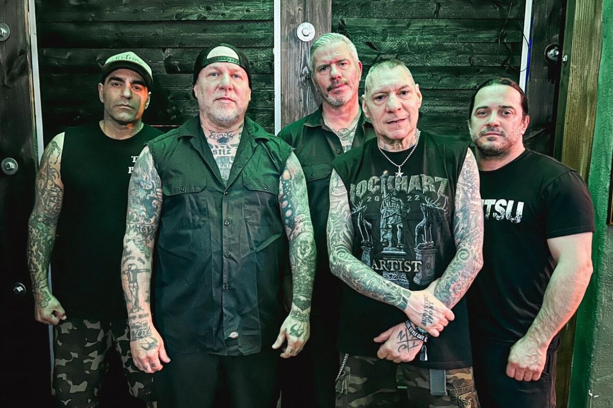 Agnostic Front celebra 40 anos de hardcore em shows no Brasil