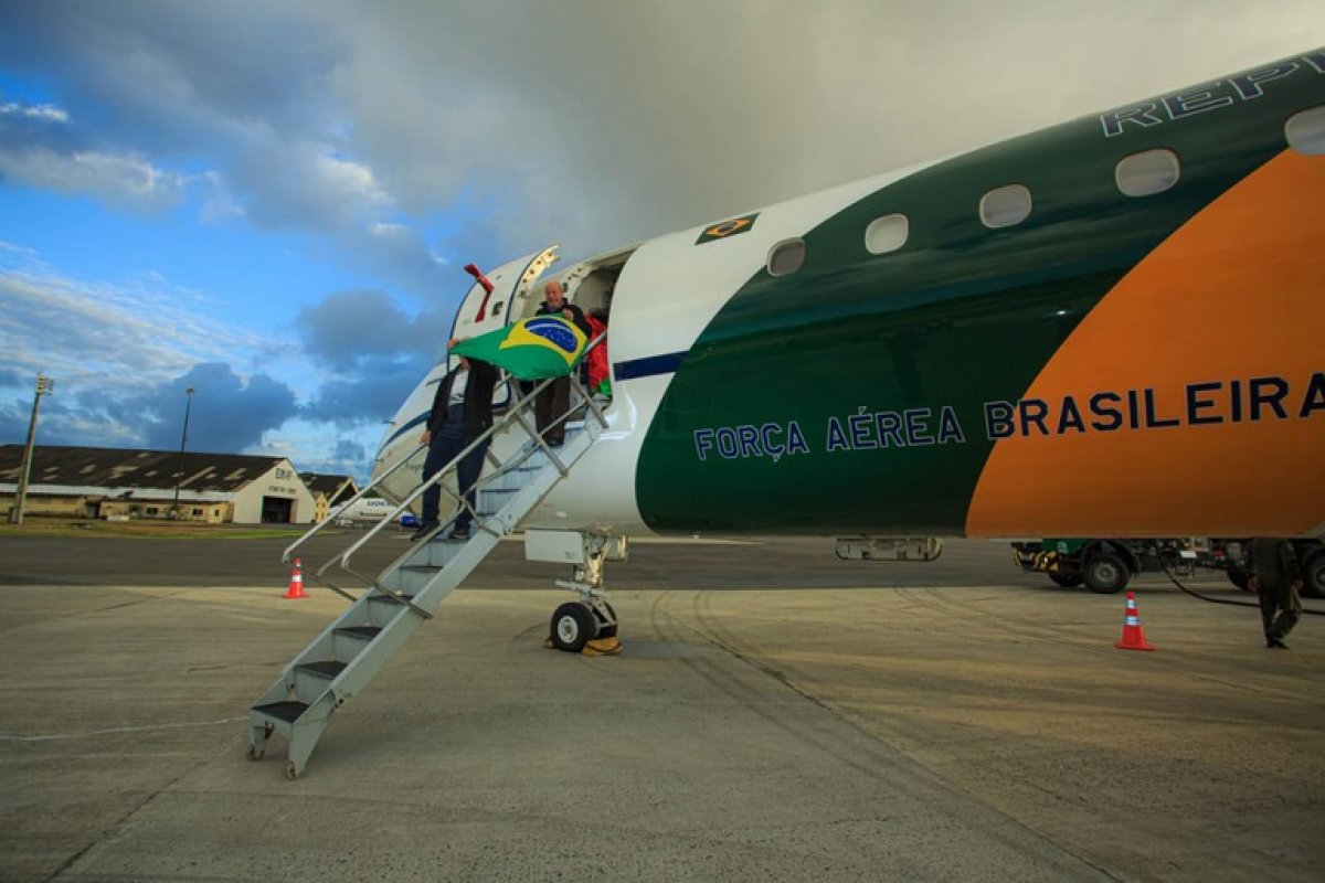 Quase 1.500 pessoas já foram resgatadas pelo Brasil desde início do conflito entre Israel e Hamas