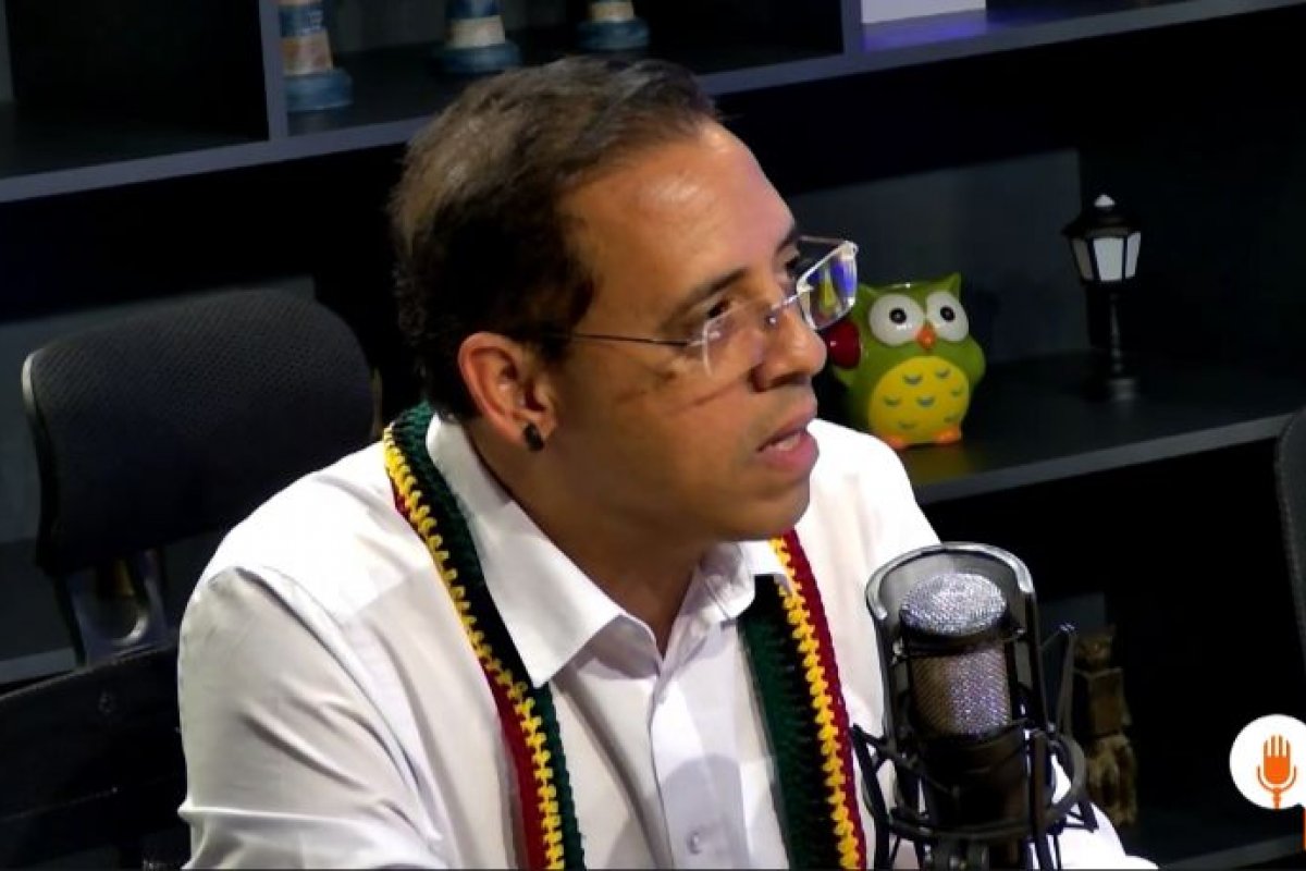 Vídeo: Hilton Coelho esclarece que PSOL não pediu secretaria ao PT: 'nós queremos dar conselhos políticos'