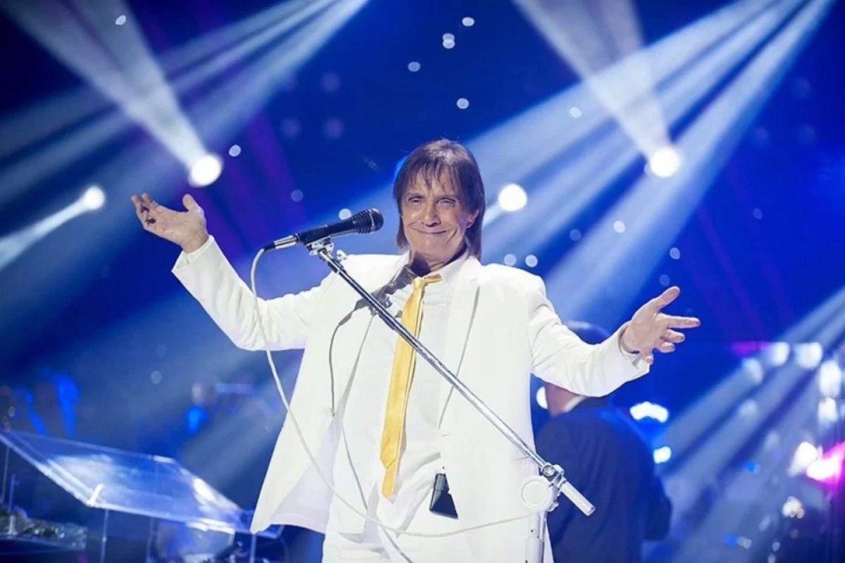 Roberto Carlos anuncia shows na Bahia para dezembro de 2023