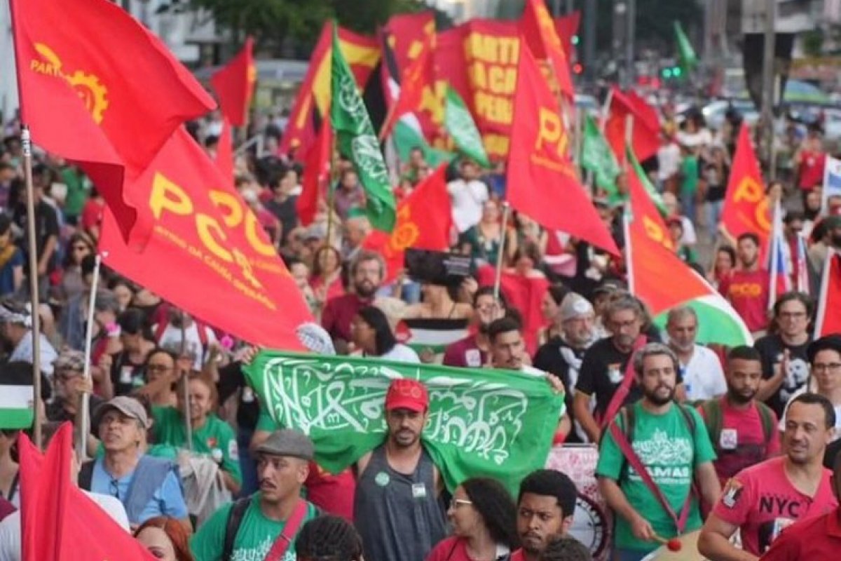 Vídeo: Membros do PCO manifestam apoio ao grupo terrorista Hamas na Av. Paulista 