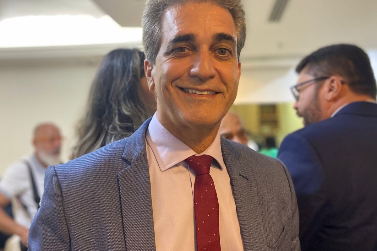 ‘Governo precisa equilibrar as contas’, diz Robinson Almeida sobre aumento do ICMS 