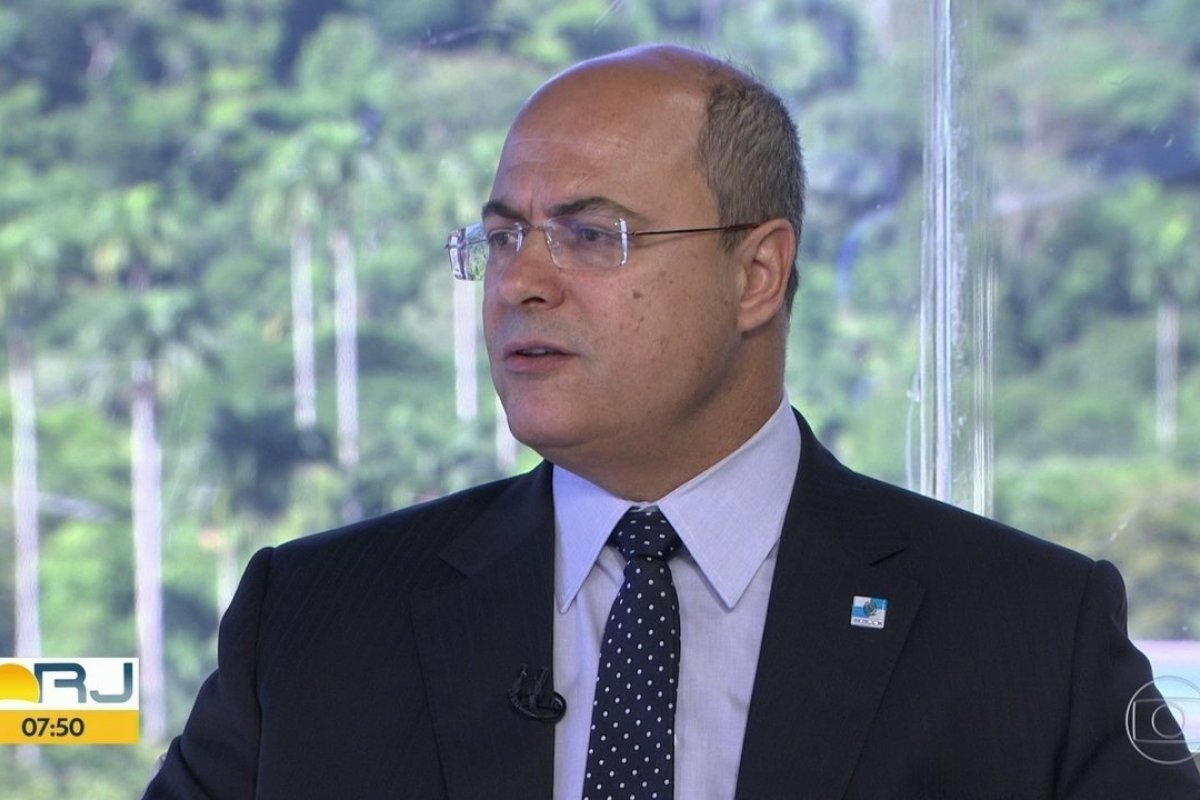 Acusações de Bolsonaro são 'levianas e absurdas', diz Witzel 