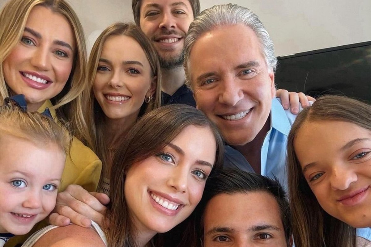 Roberto Justus celebra fim de tratamento contra câncer de bexiga! 