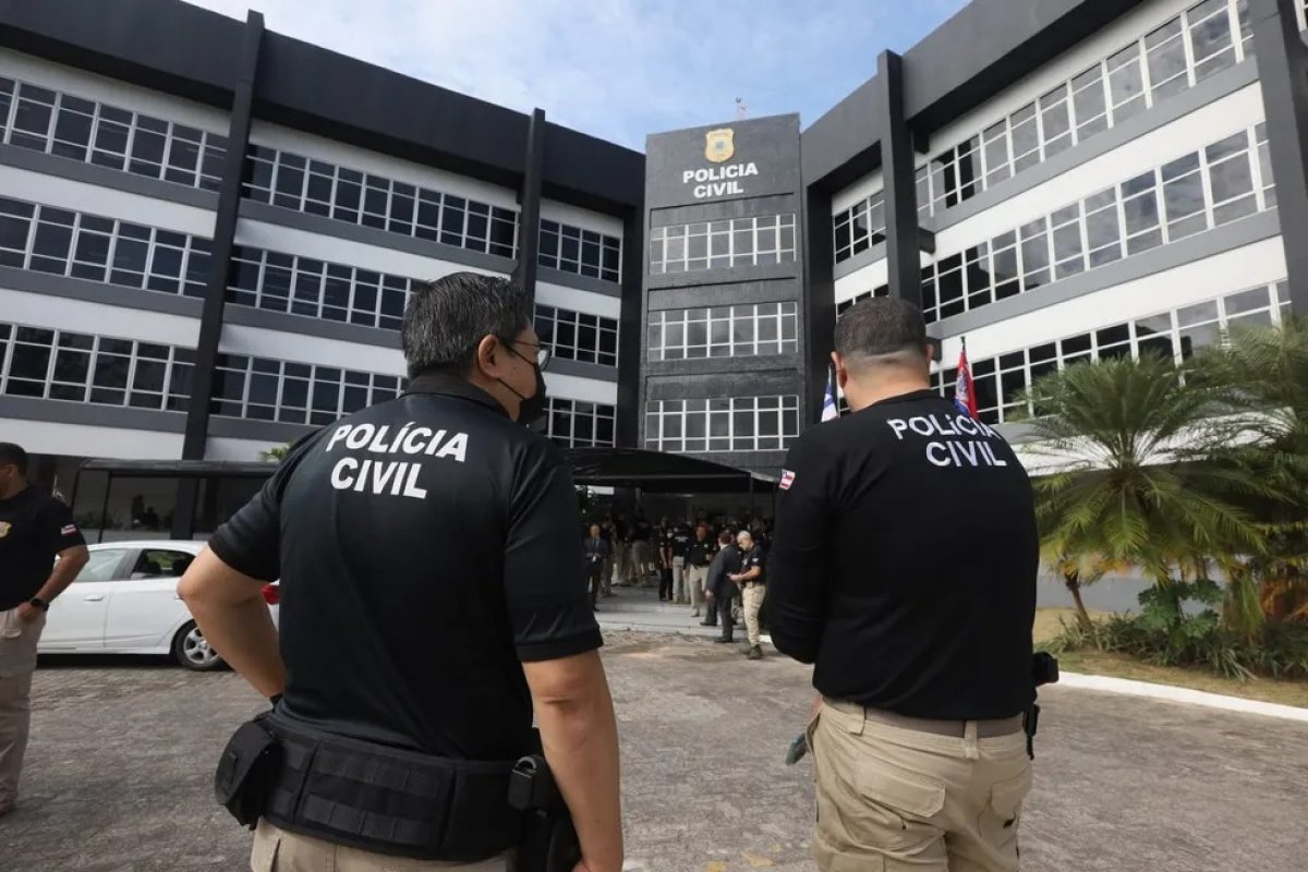 Homem é morto com 30 tiros em Salvador