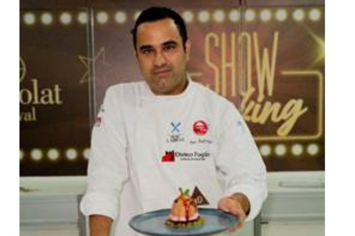 Empresário do Divino Fogão em Ilhéus recebe condecoração de comendador e chef destaque 2023 na região!! 