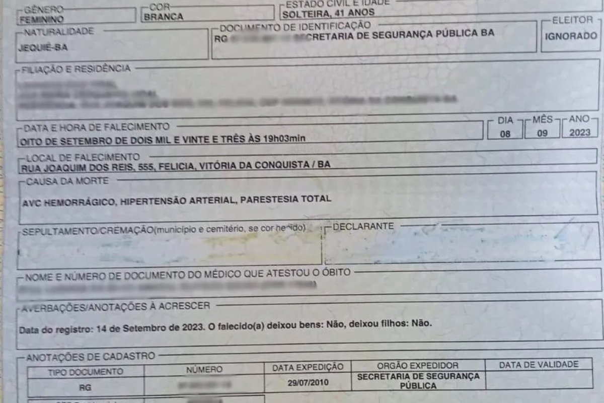 Falsa médica detida em Vitória da Conquista forjou atestado de óbito em setembro deste ano