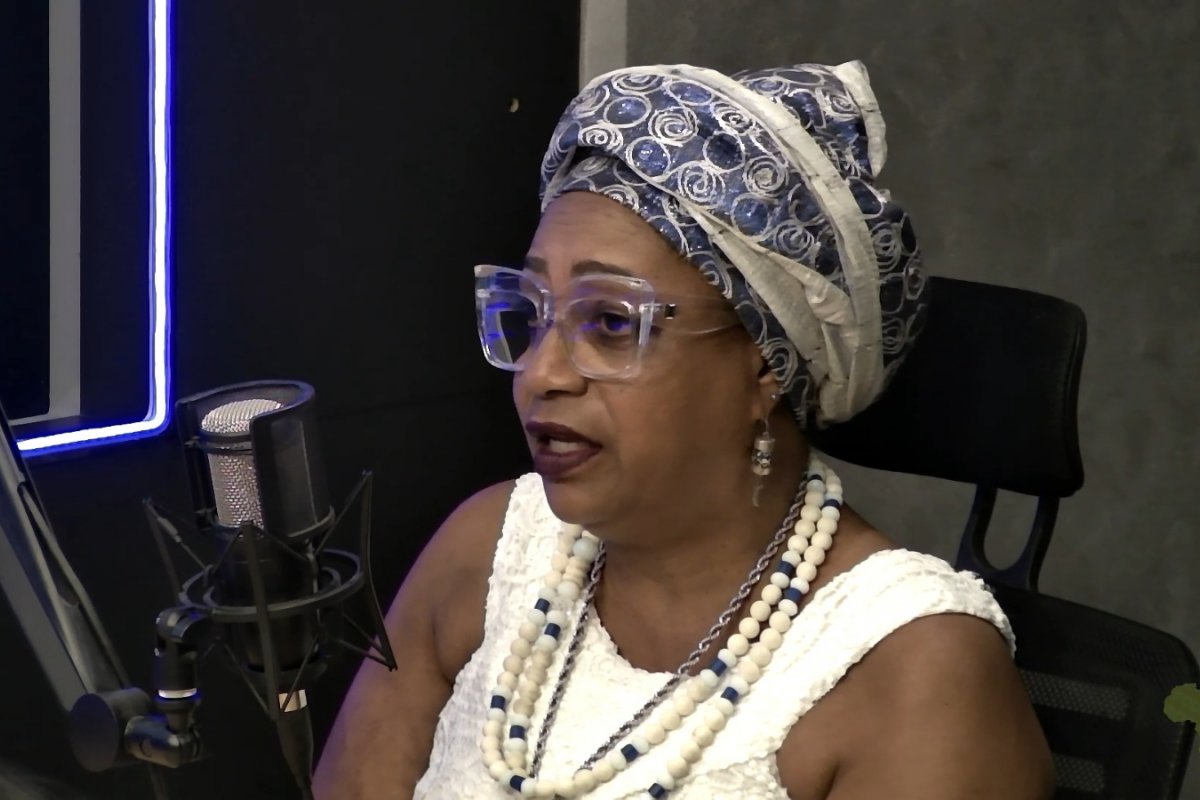 Vídeo: 'A gente precisa respeitar', diz ialorixá sobre diversidade religiosa em participação no Podomblé 