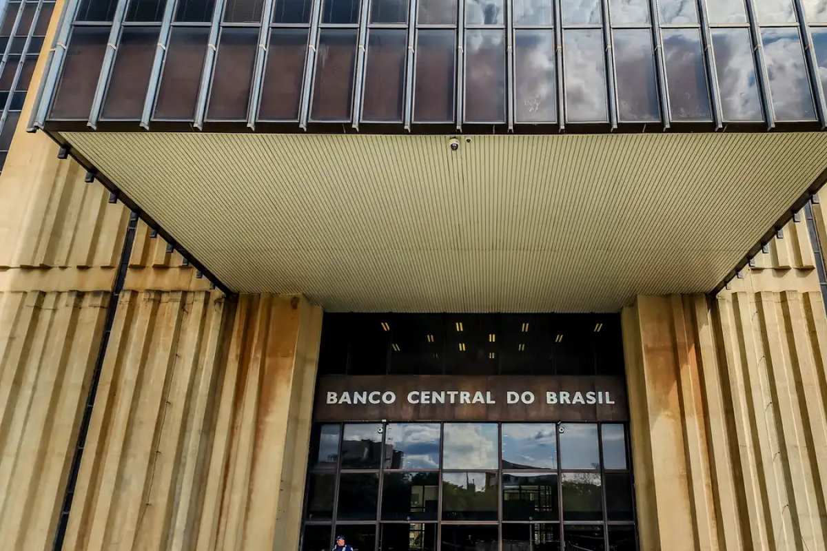 Mercado reduz previsão da inflação de 4,59% para 4,55% em 2023