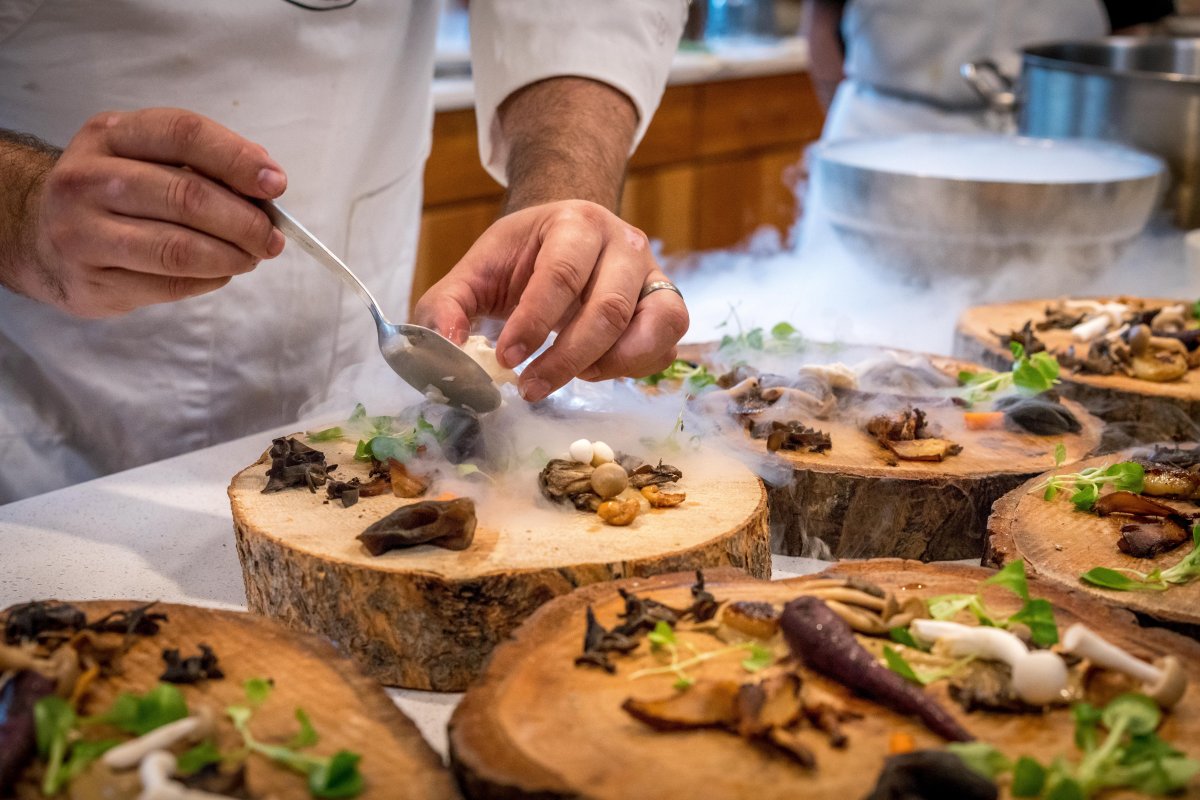 Premiação The Best Chef Awards destaca talentos globais da gastronomia em cerimônia de gala