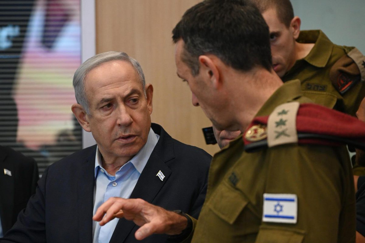 Israel e Hamas fecham 1º grande acordo para libertação de reféns na guerra
