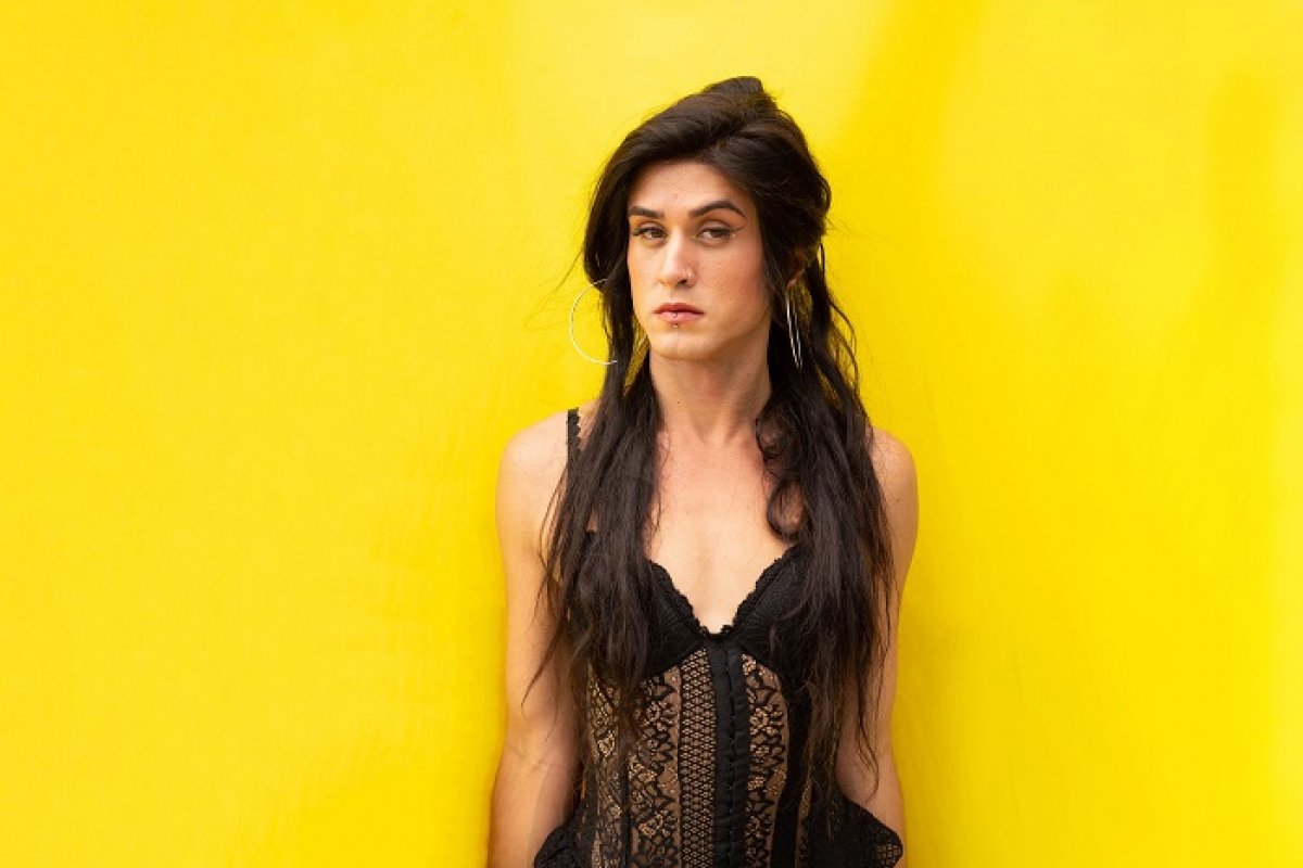 Cantora baiana Coral, radicada em BH, volta a Salvador para um super show! 