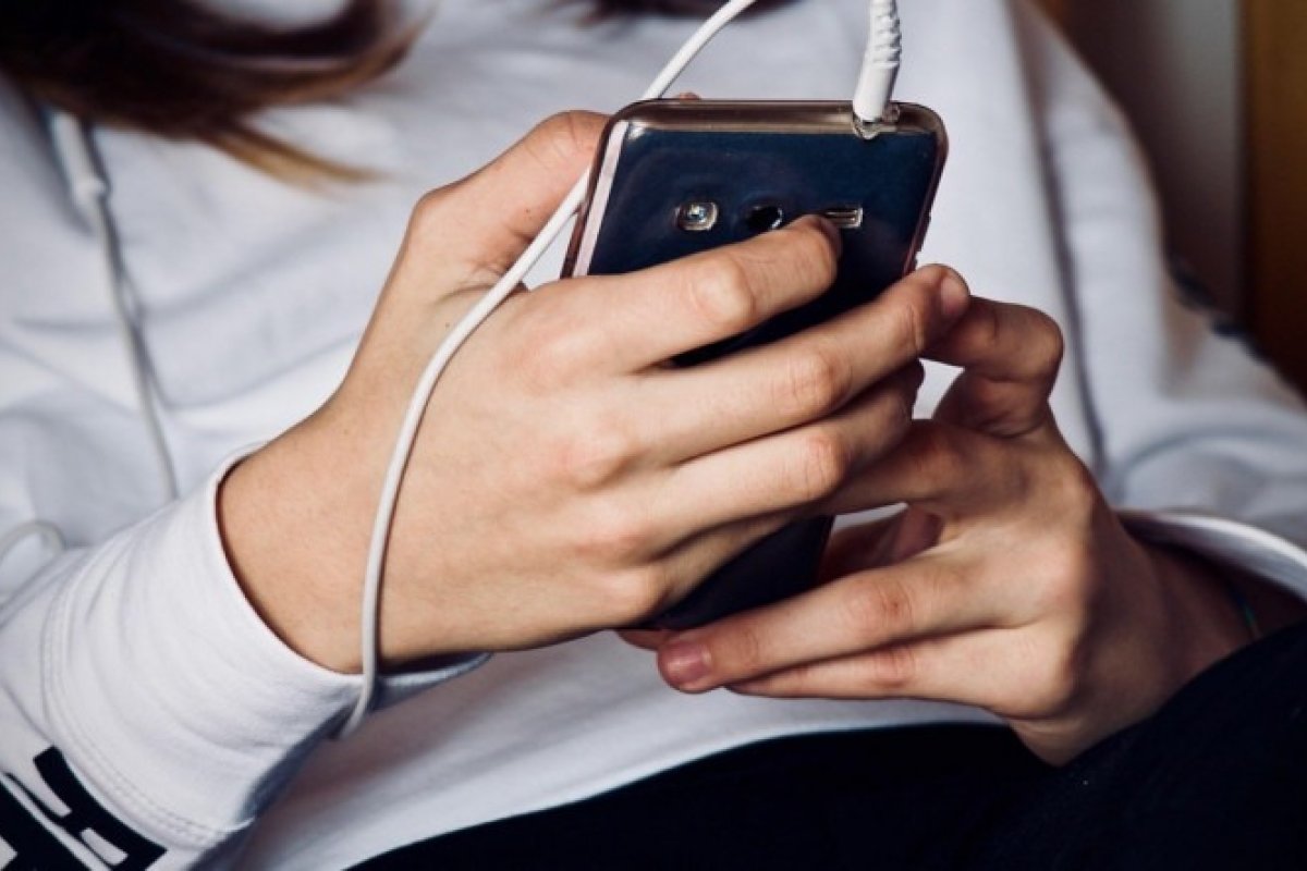 Planos de celular mais populares no Brasil têm pior custo-benefício, diz pesquisa 