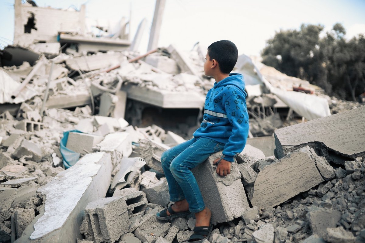 Hamas liberta 13 reféns após cessar-fogo temporário