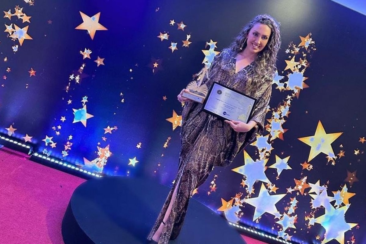  Clínica Fernanda Nichelle recebe selo Top Of Mind Brazil em São Paulo! 