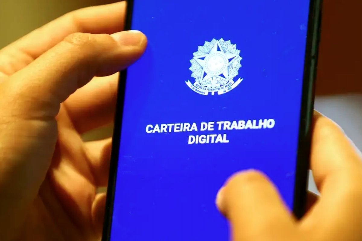 Confira vagas de emprego disponibilizados pelo SineBahia nesta sexta (01)