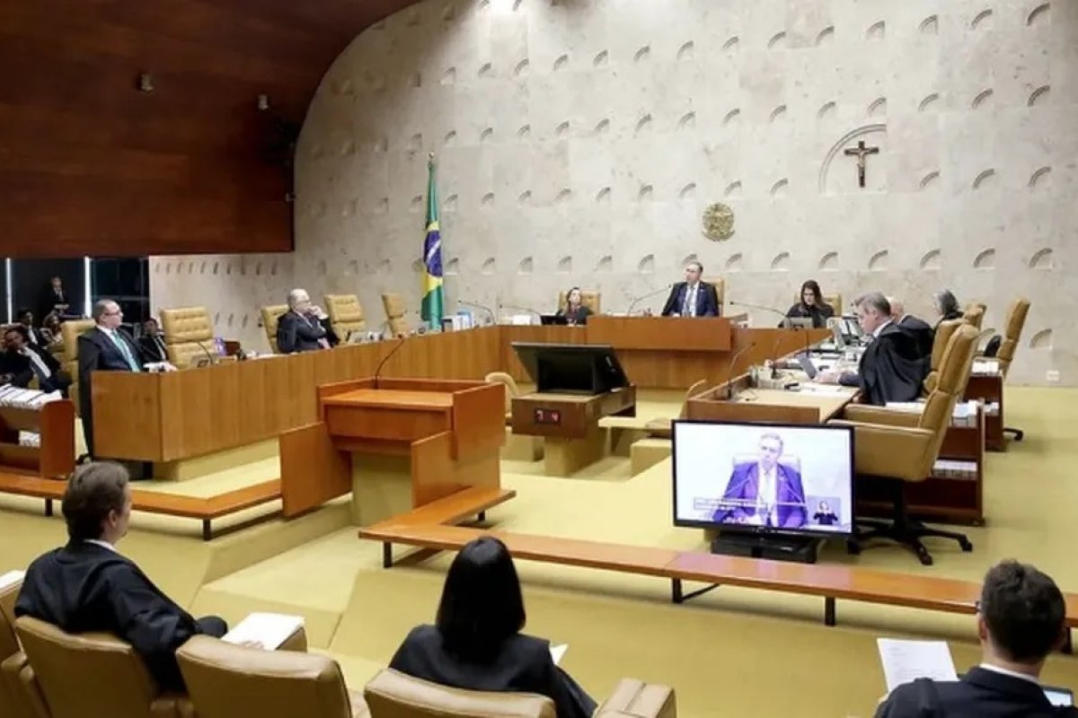 'Revisão da vida toda' do INSS: STF tem três votos para novo julgamento
