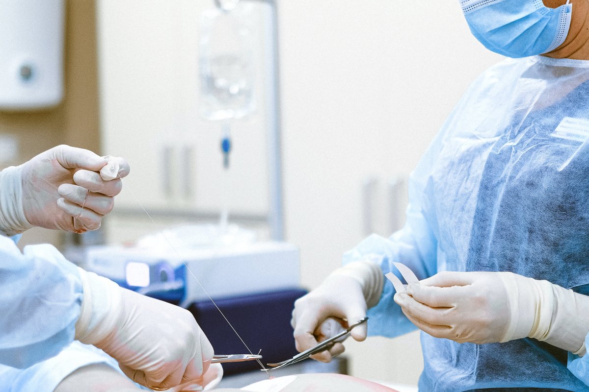 SUS realiza 557 mil cirurgias de hérnia abdominal em dois anos, diz DataSUS