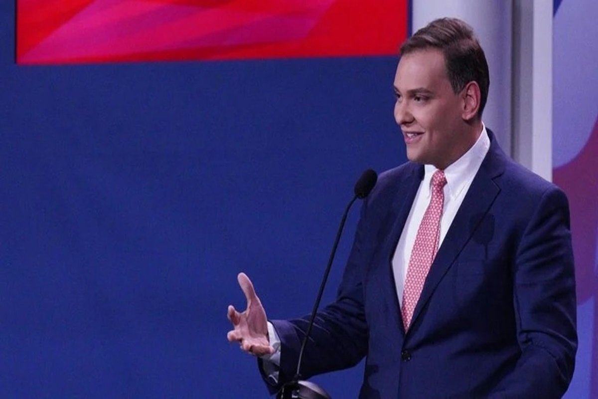 'Que este lugar vá para o inferno', reage deputado George Santos após cassação de mandato 