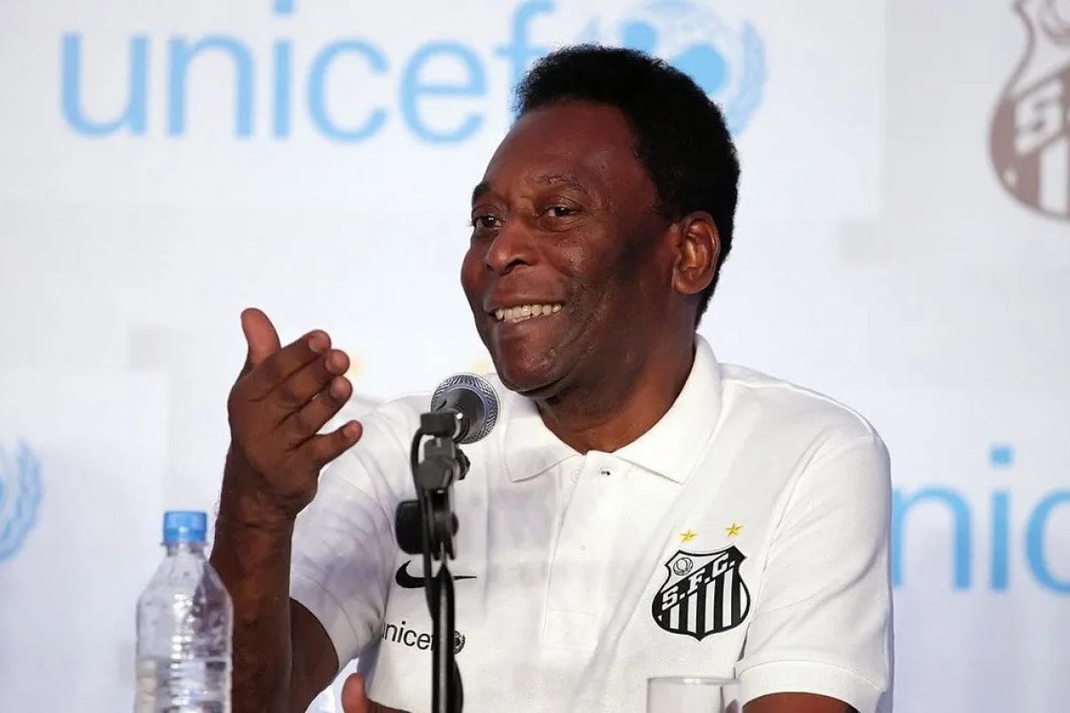 Câmara analisa criação do Dia do Rei Pelé 