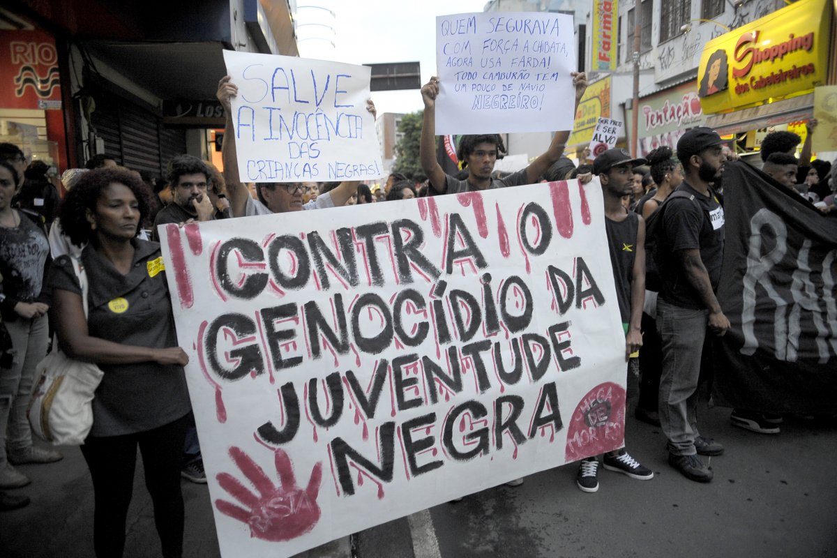 Homicídios de mulheres, negros, indígenas e população LGBTQIA+ aumentou entre 2020 e 2021, diz Atlas da Violência