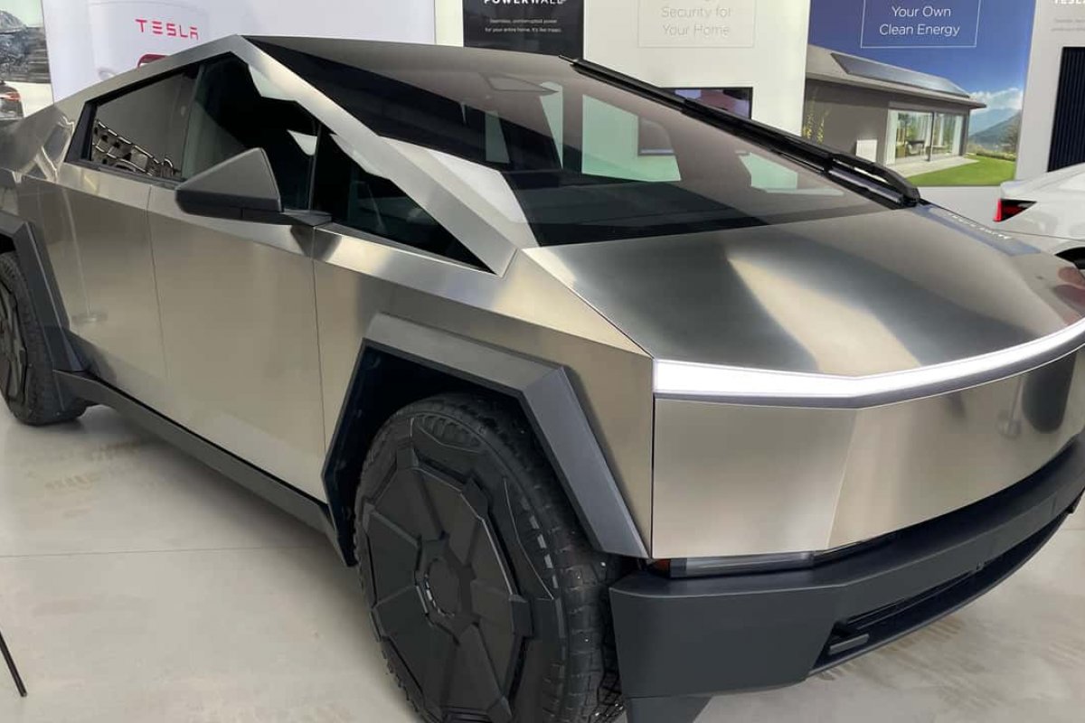 Pesquisa mostra que 67% dos clientes querem desistir de comprar a Tesla Cybertruck 