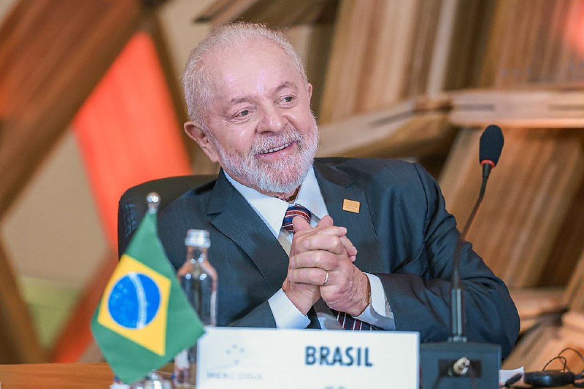 Ipec: 50% dos brasileiros não confiam no presidente Lula 