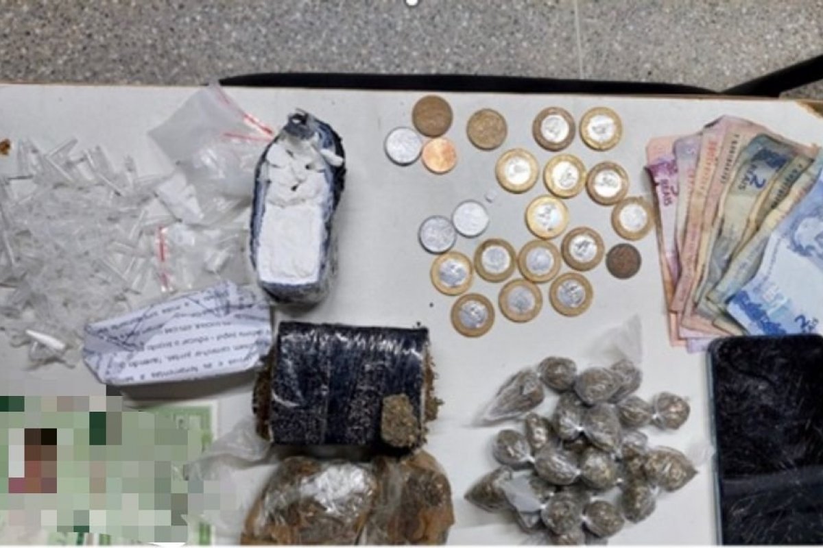 Polícia prende homem por tráfico de drogas em Ribeira do Amparo
