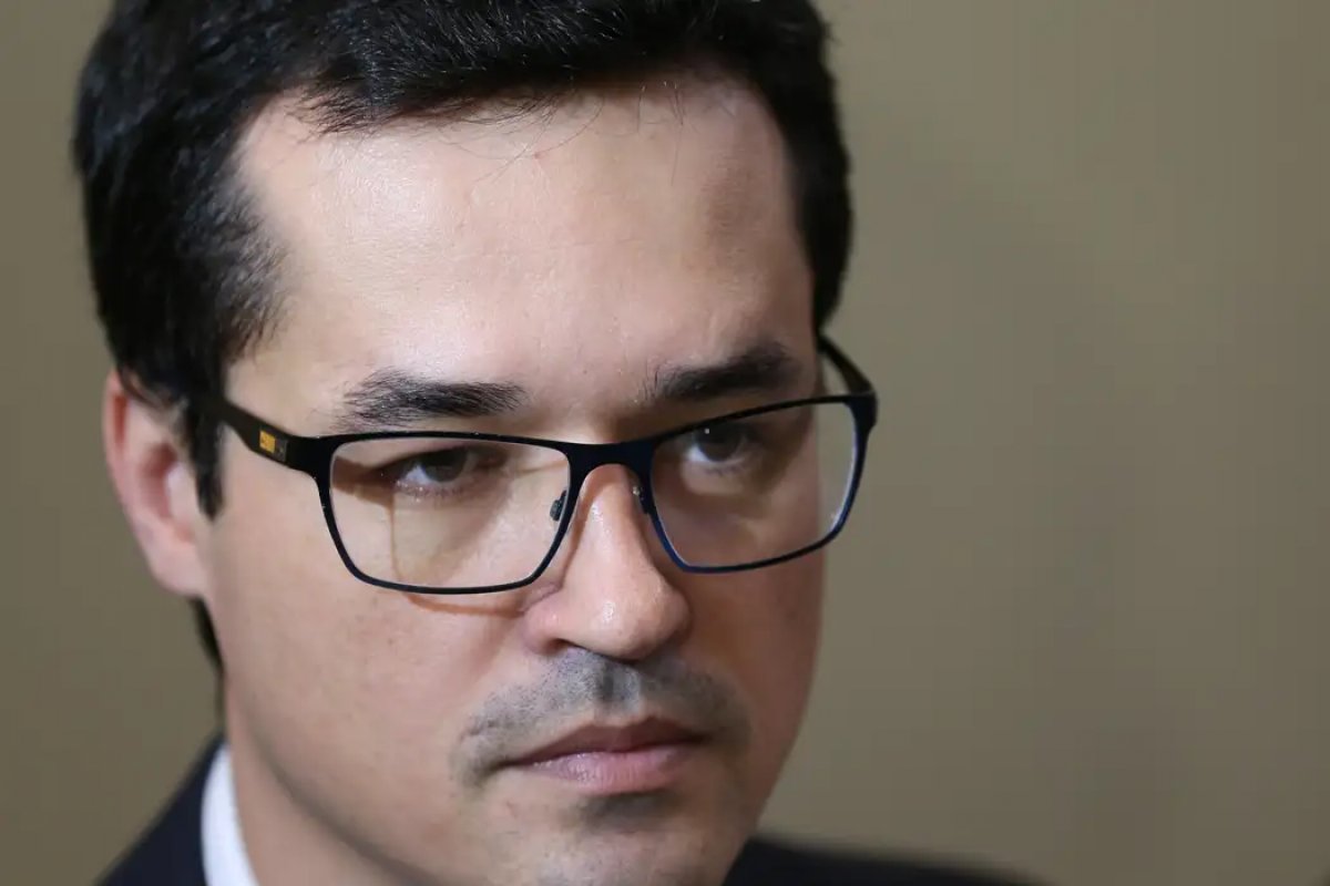 Dallagnol afirma que sentença que absolveu Dirceu foi técnica, mas juiz cita prática criminosa 
