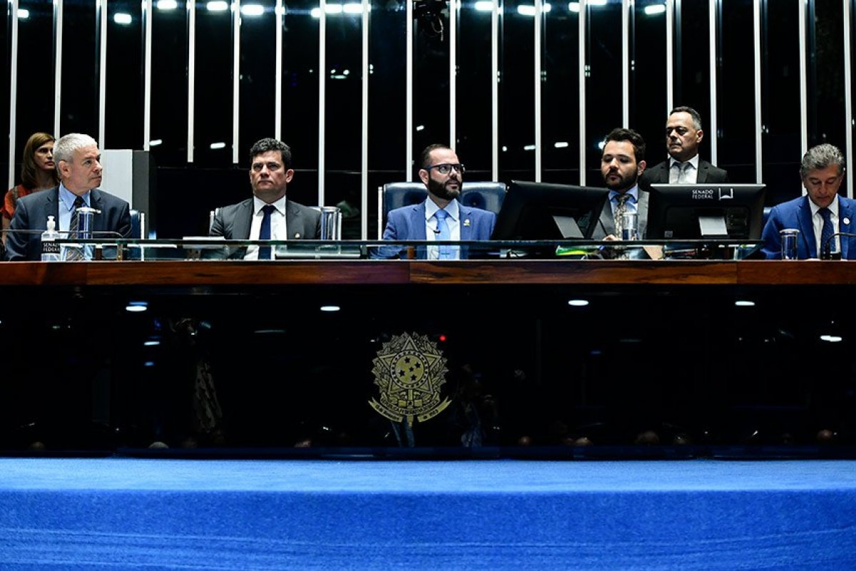 Debates no Senado intensificam apelo por condenação do Hamas e busca por solução pacífica