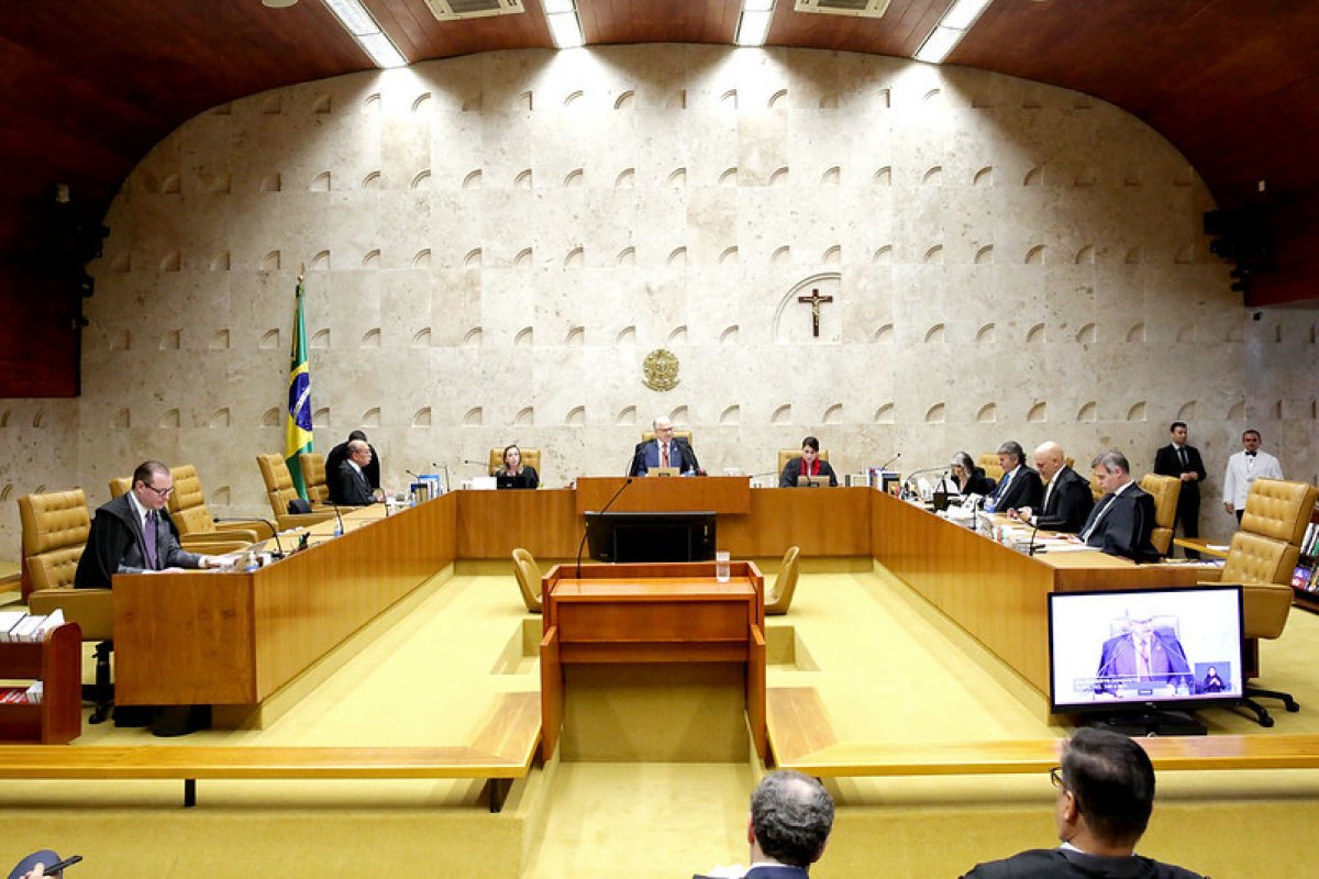STF forma maioria para corrigir erro que comprometia aquisição de armas para tribunais