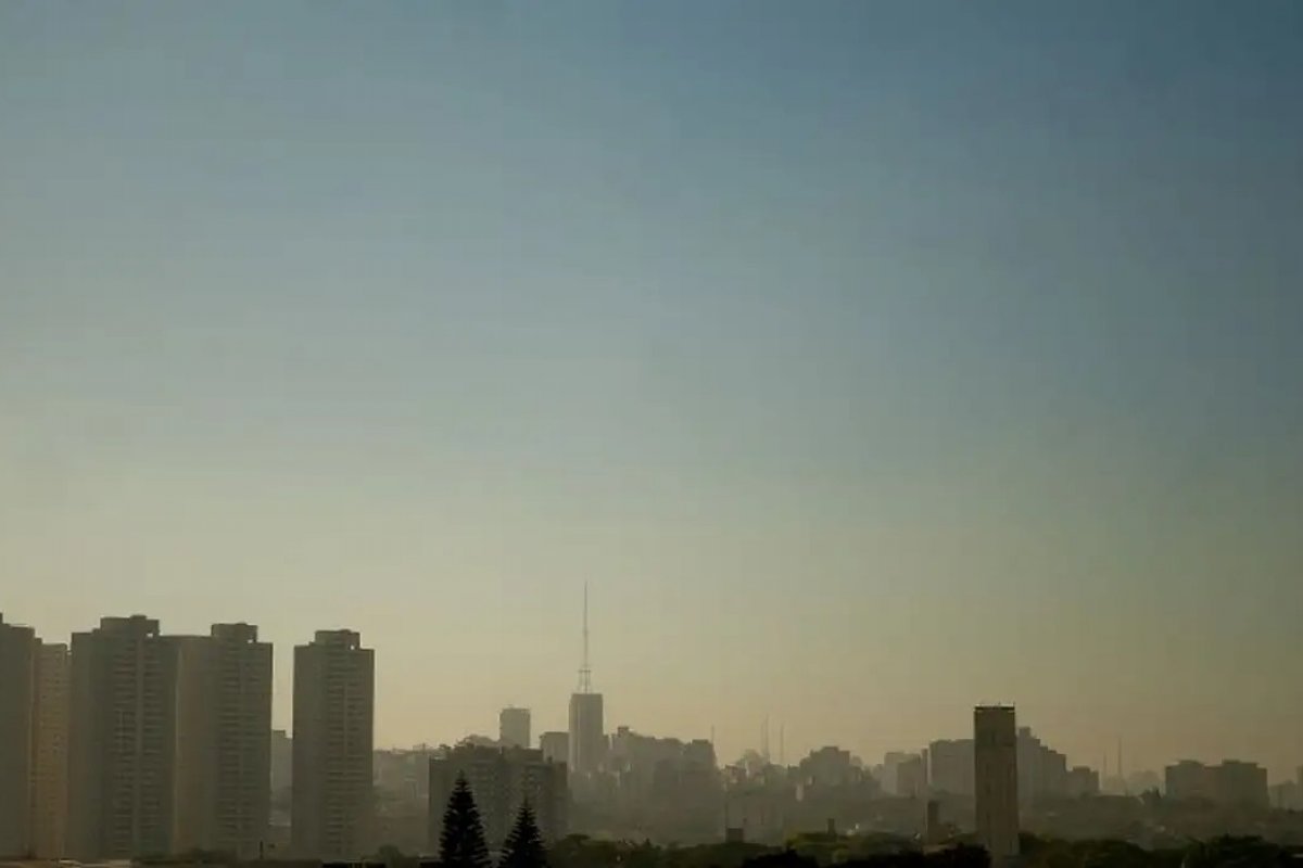 Negociações na COP28 estendem-se sem acordo sobre combustíveis fósseis