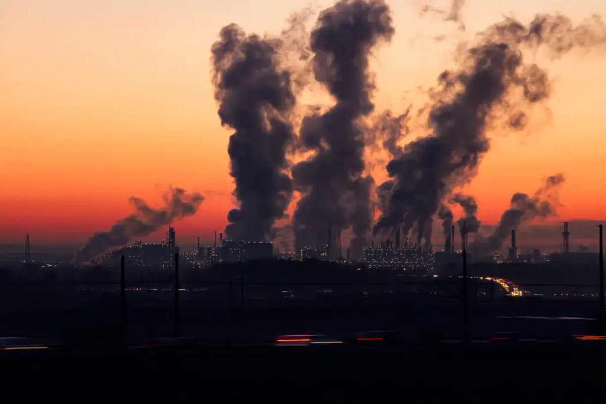 COP 28 traz avanços na transição energética, mas não apresenta acordos para eliminação dos combustíveis fósseis