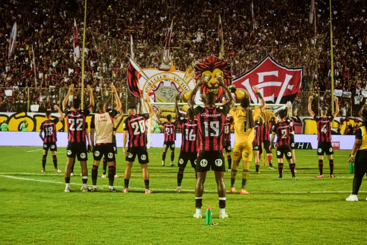 De decepções no primeiro semestre ao título da Série B: o 2023 do Vitória 