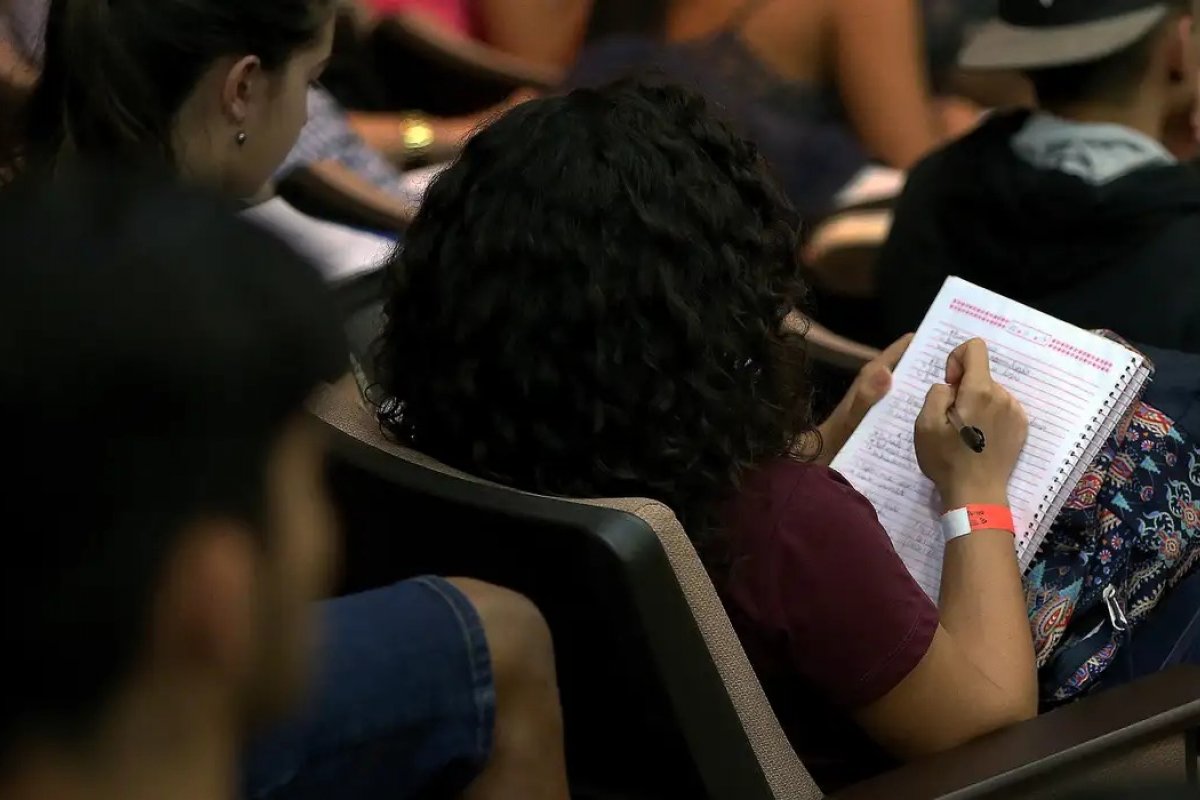 Ministério atualiza cronograma e expande locais para o Concurso Público Nacional 