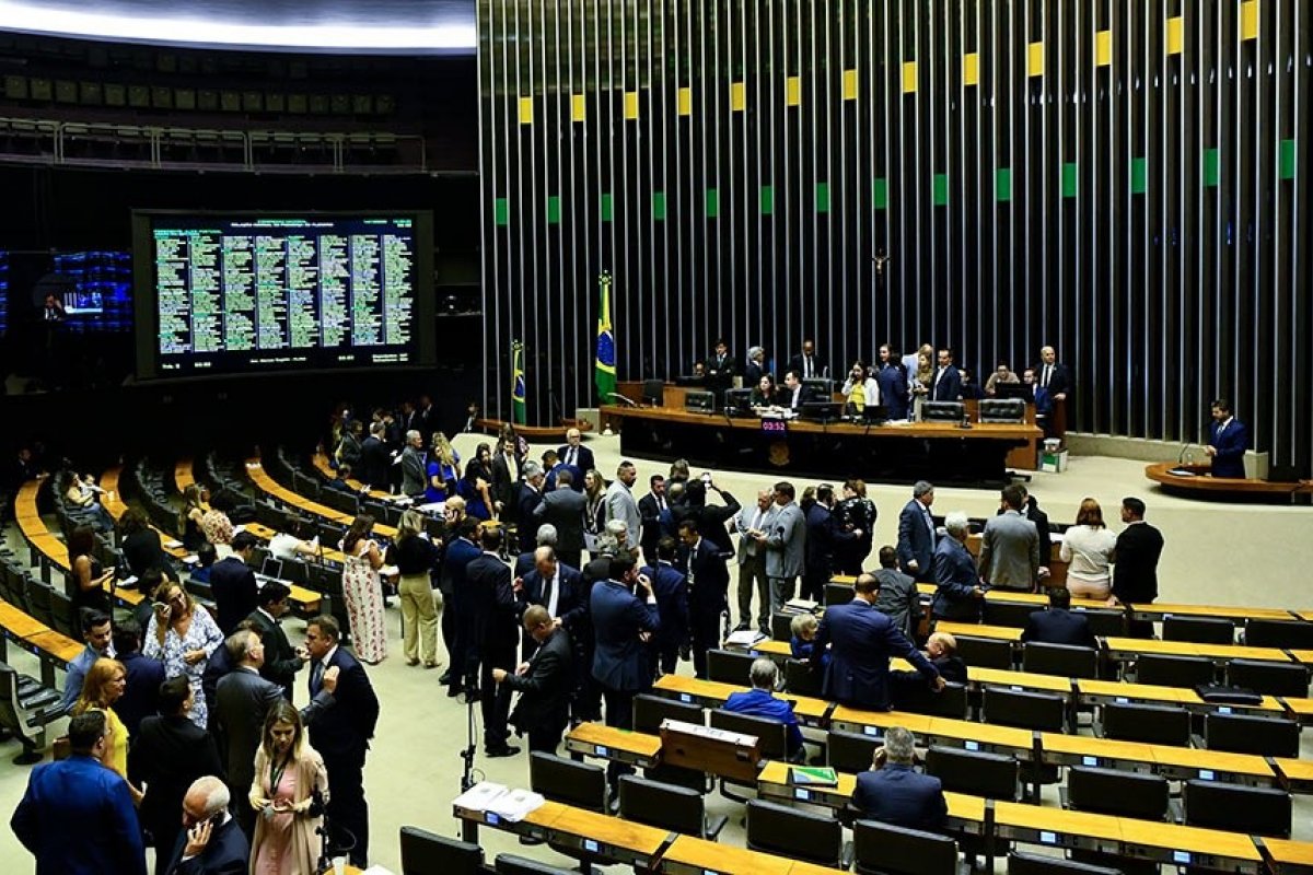 Congresso Nacional derruba vetos a transformação de cargos no Ministério Público 