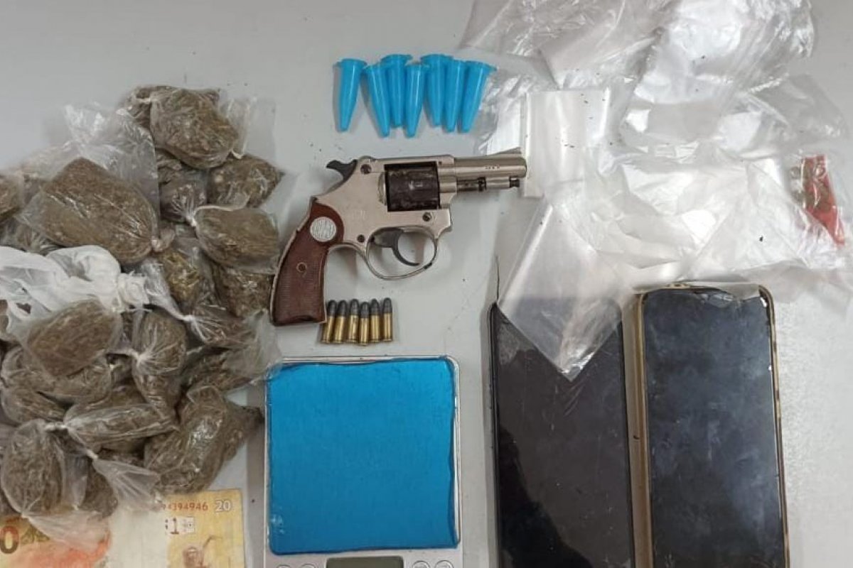 Adolescente suspeito de homicídio é apreendido pela PM na Bahia 