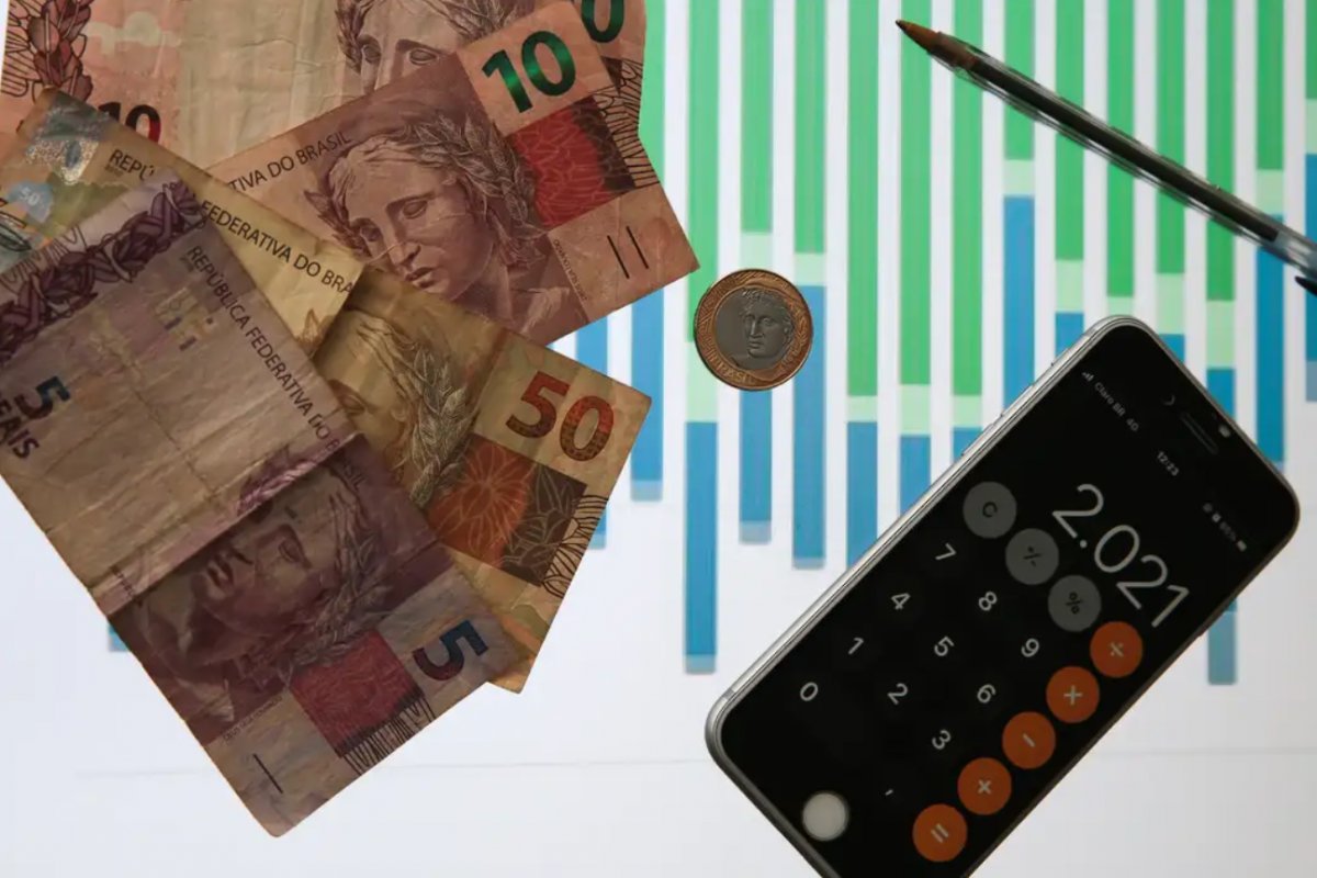  IBC-Br: atividade econômica apresenta leve recuo de 0,06% em outubro