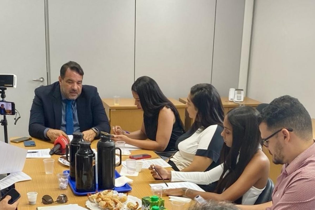 Apesar de assinar PEC da reeleição, Alan Sanches afirma que não concorda 
