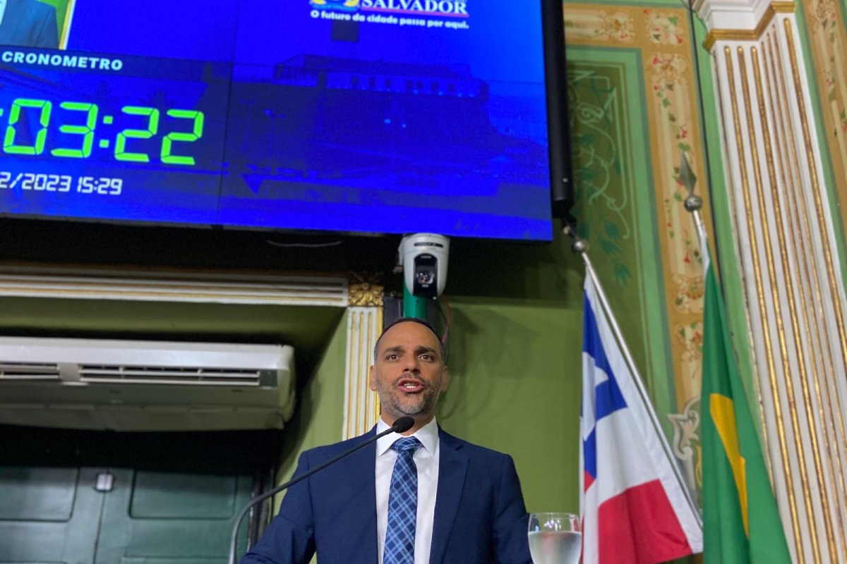 'É um retrocesso’, diz Augusto Vasconcelos ao votar contra alteração da Louos