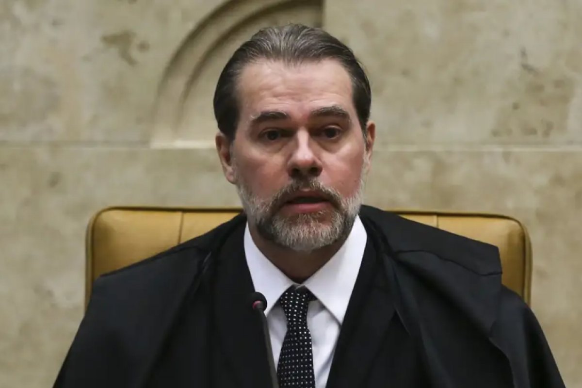 Toffoli mantém durante plantão da Justiça controle de ação sobre conversas na Lava Jato 