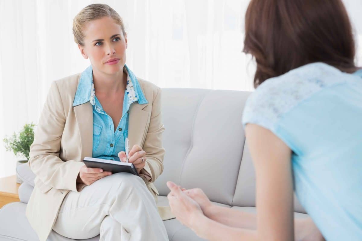 Estudo aponta diagnóstico de ansiedade e depressão mais frequente em mulheres