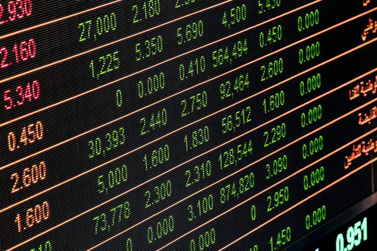 Mercado projeta Ibovespa acima dos 140 mil pontos em 2024